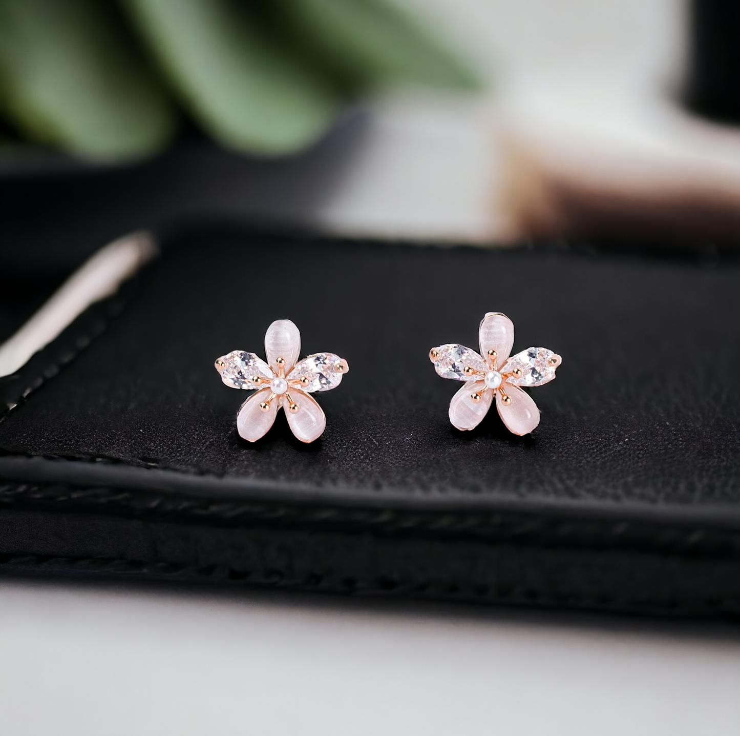 Rosegold Flower Studs
