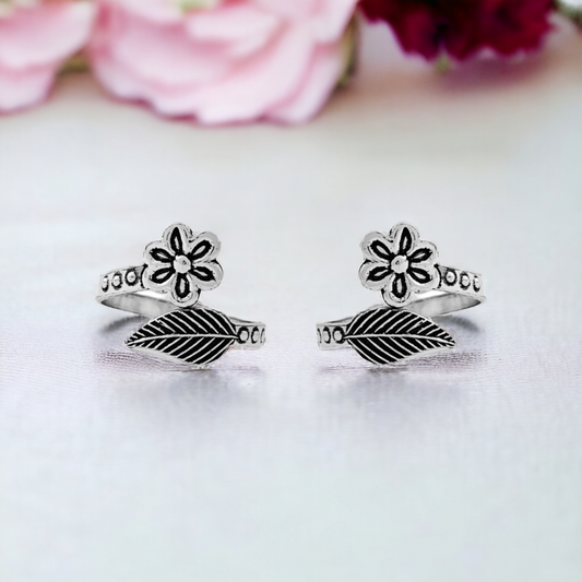 Oxidised Flower Leaf Toe Ring