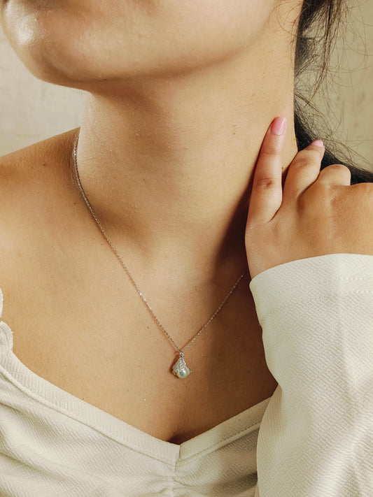 Dual Shell Pearl Chain