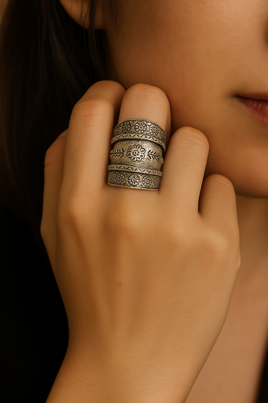 HANDCRAFTED TRI LAYER RING