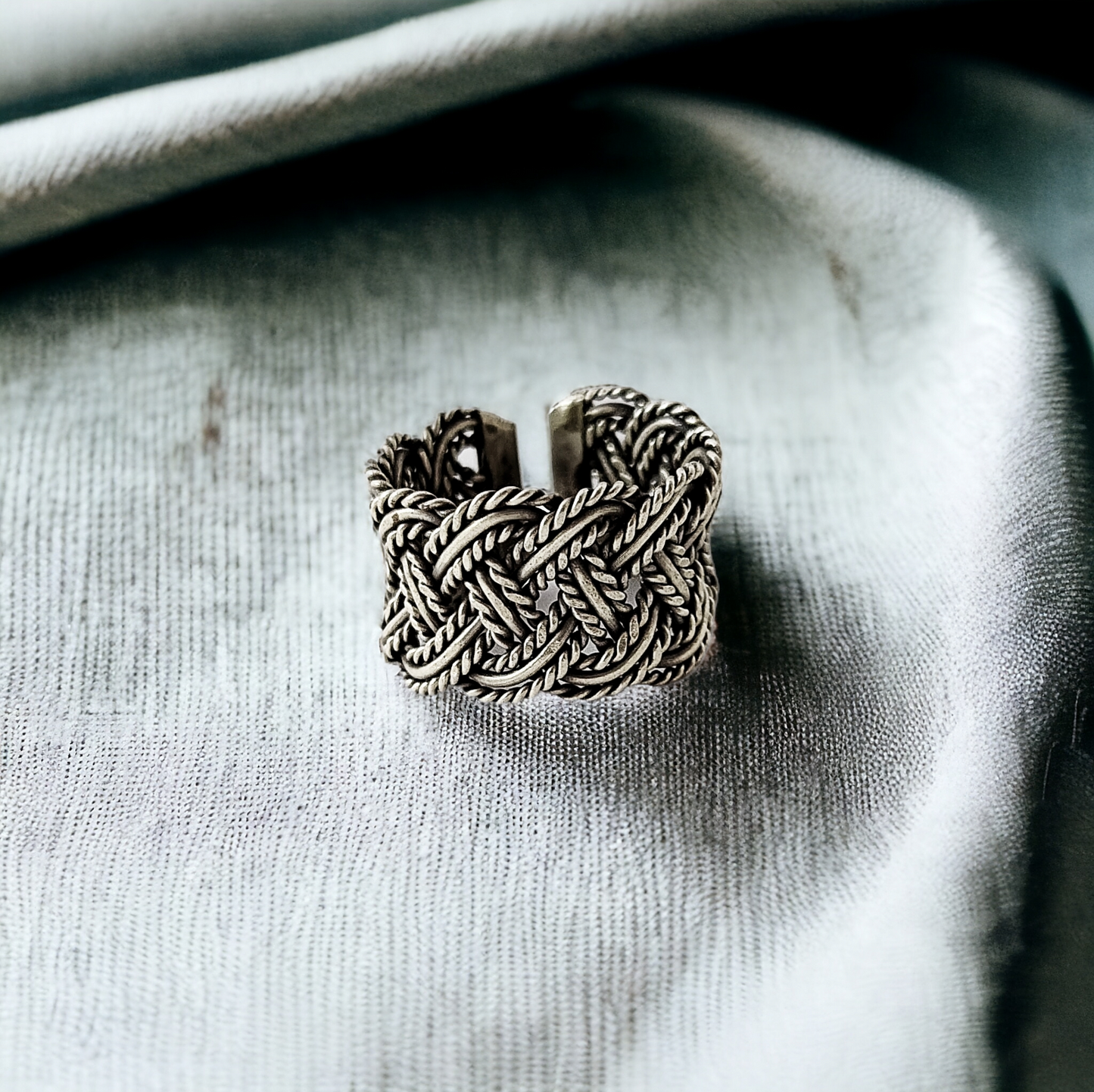HANDCRAFTED BRAIDED RING