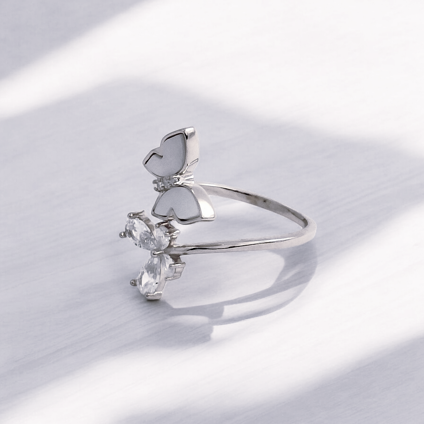 MOP CZ Butterfly Ring SIL02