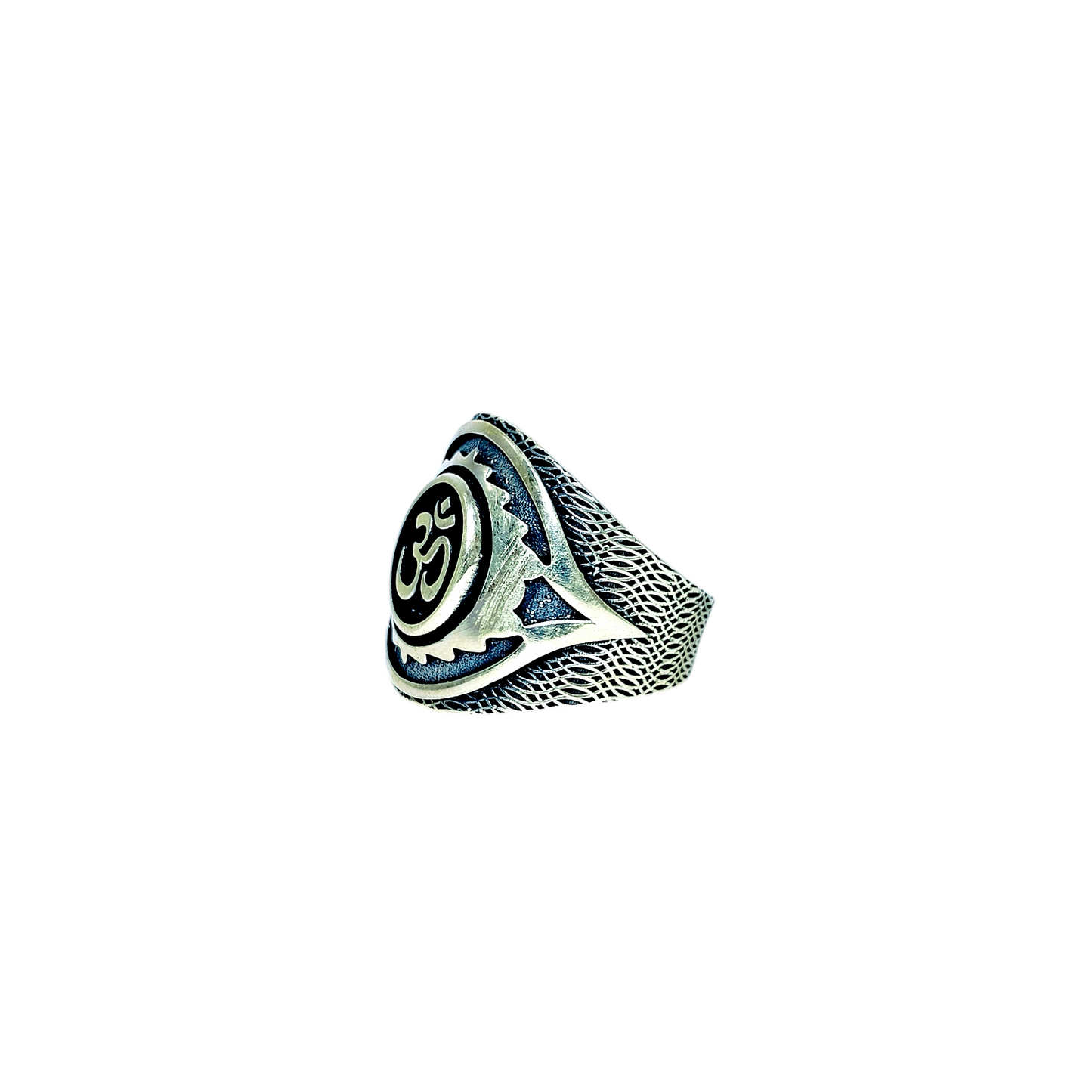 Aum Ring SR01
