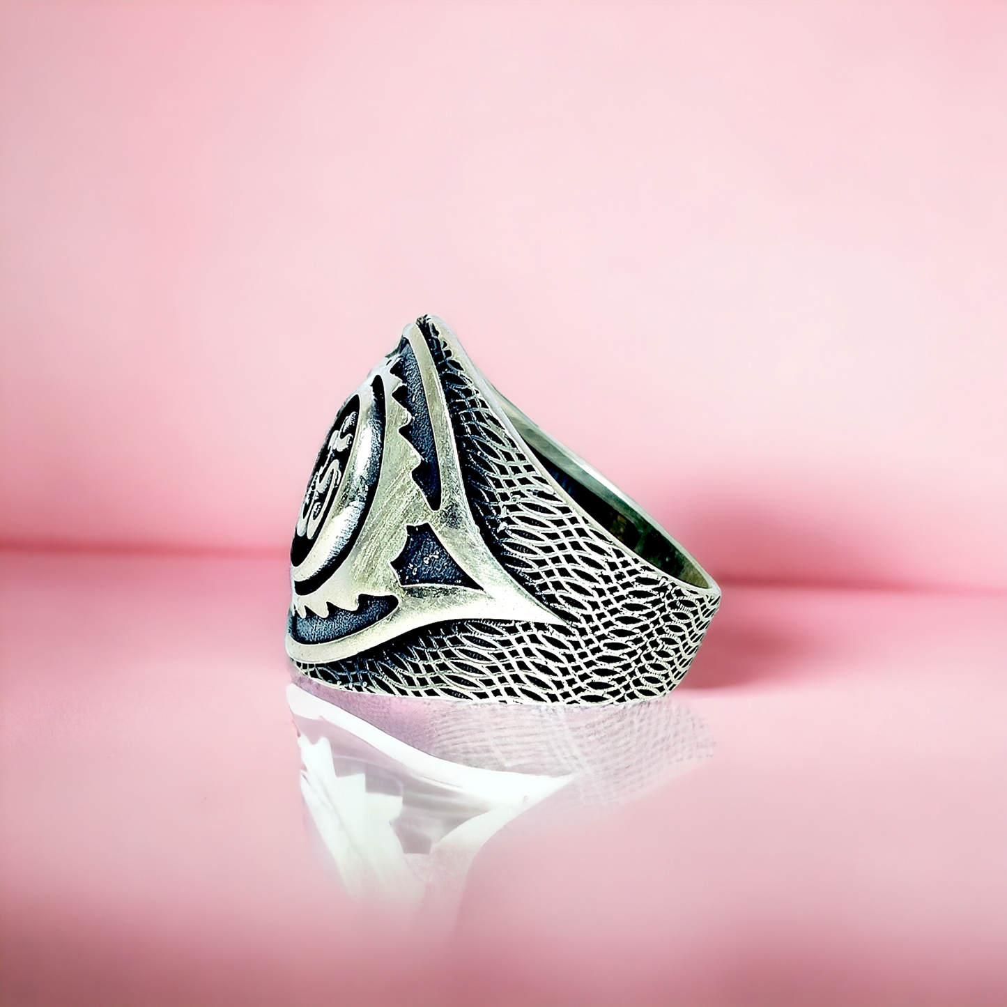 Aum Ring SR01