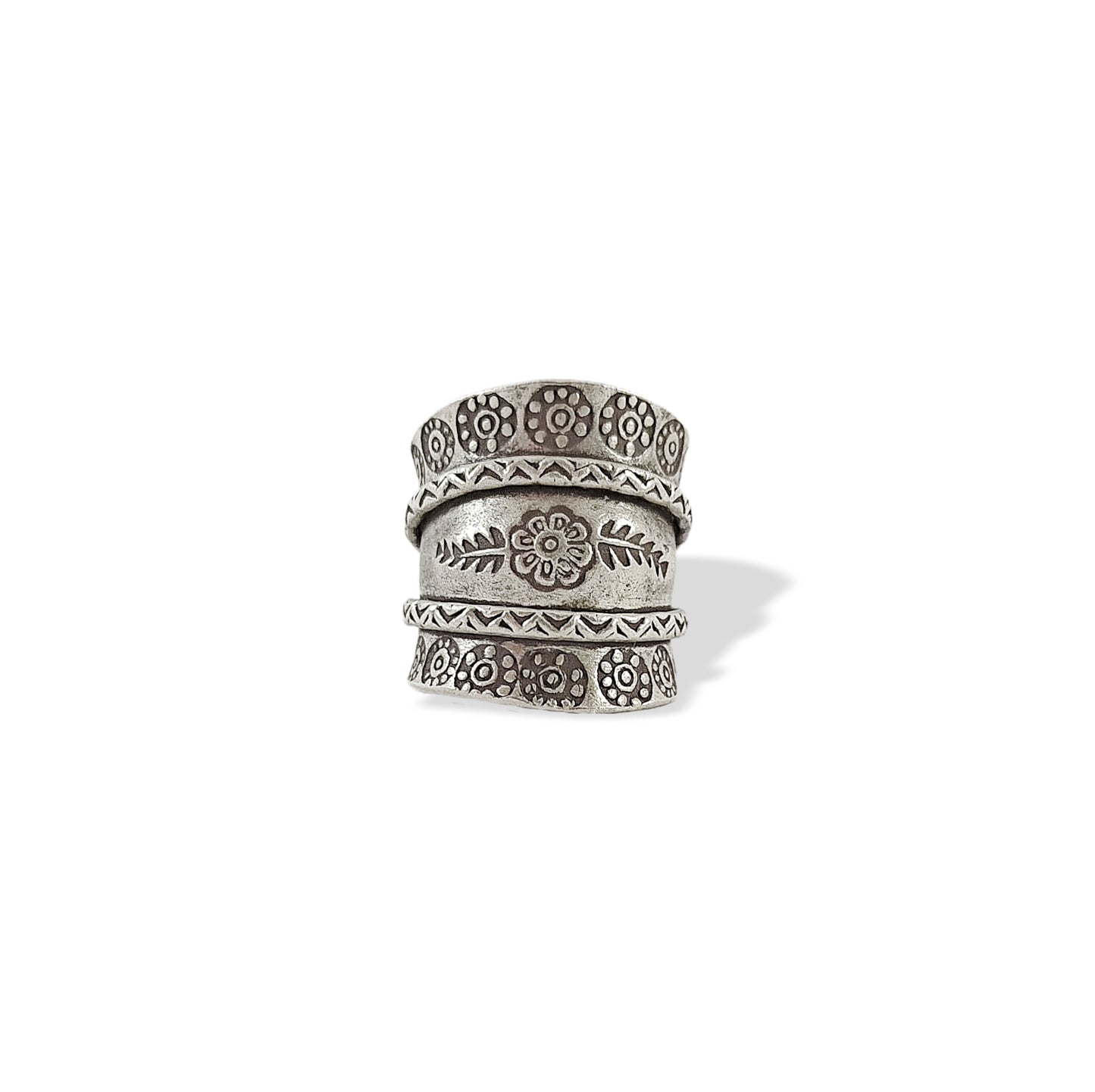HANDCRAFTED TRI LAYER RING