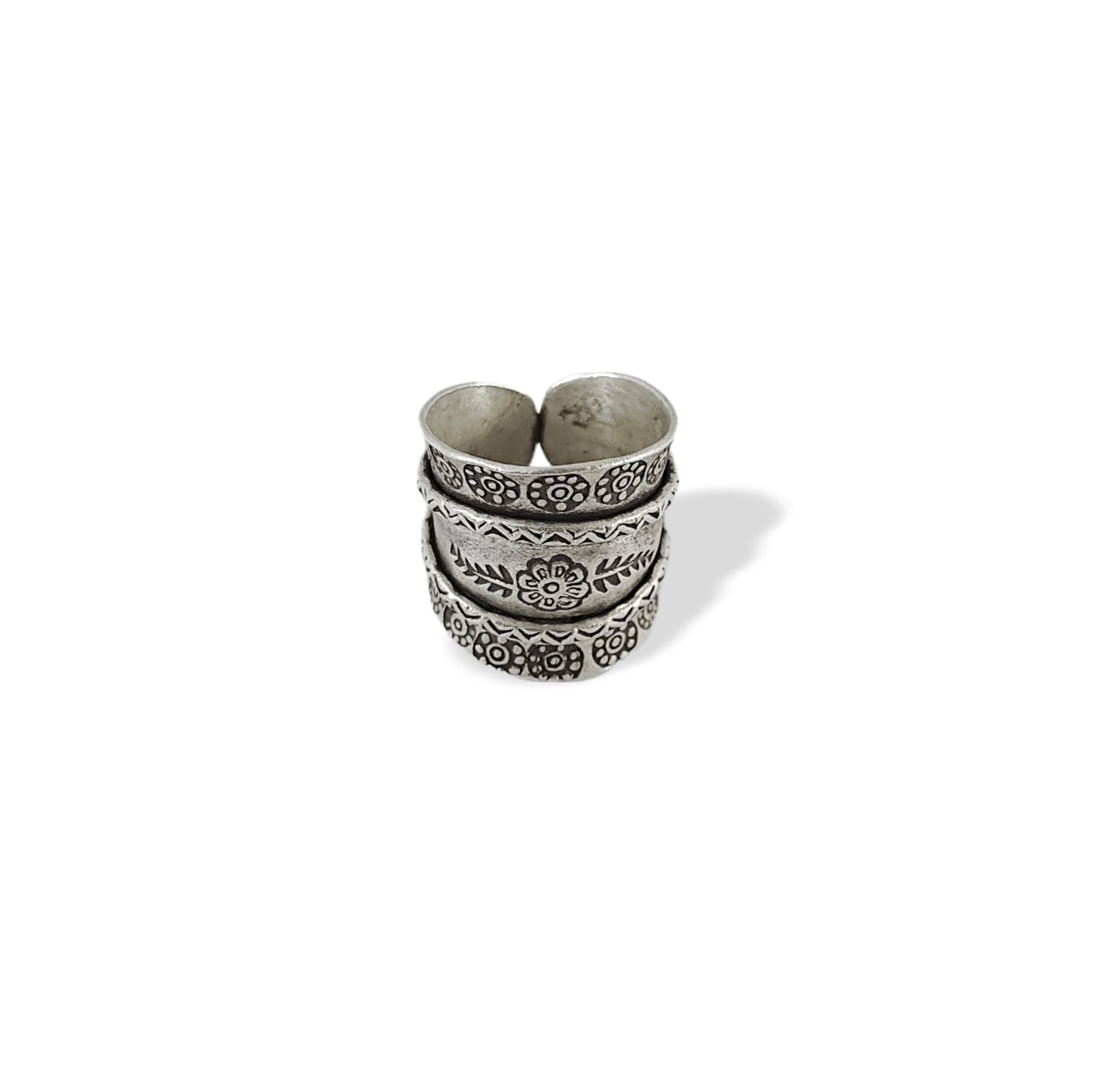 HANDCRAFTED TRI LAYER RING