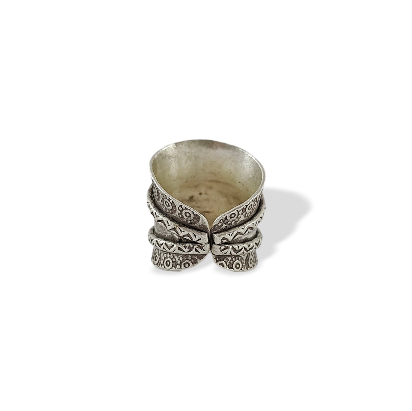 HANDCRAFTED TRI LAYER RING