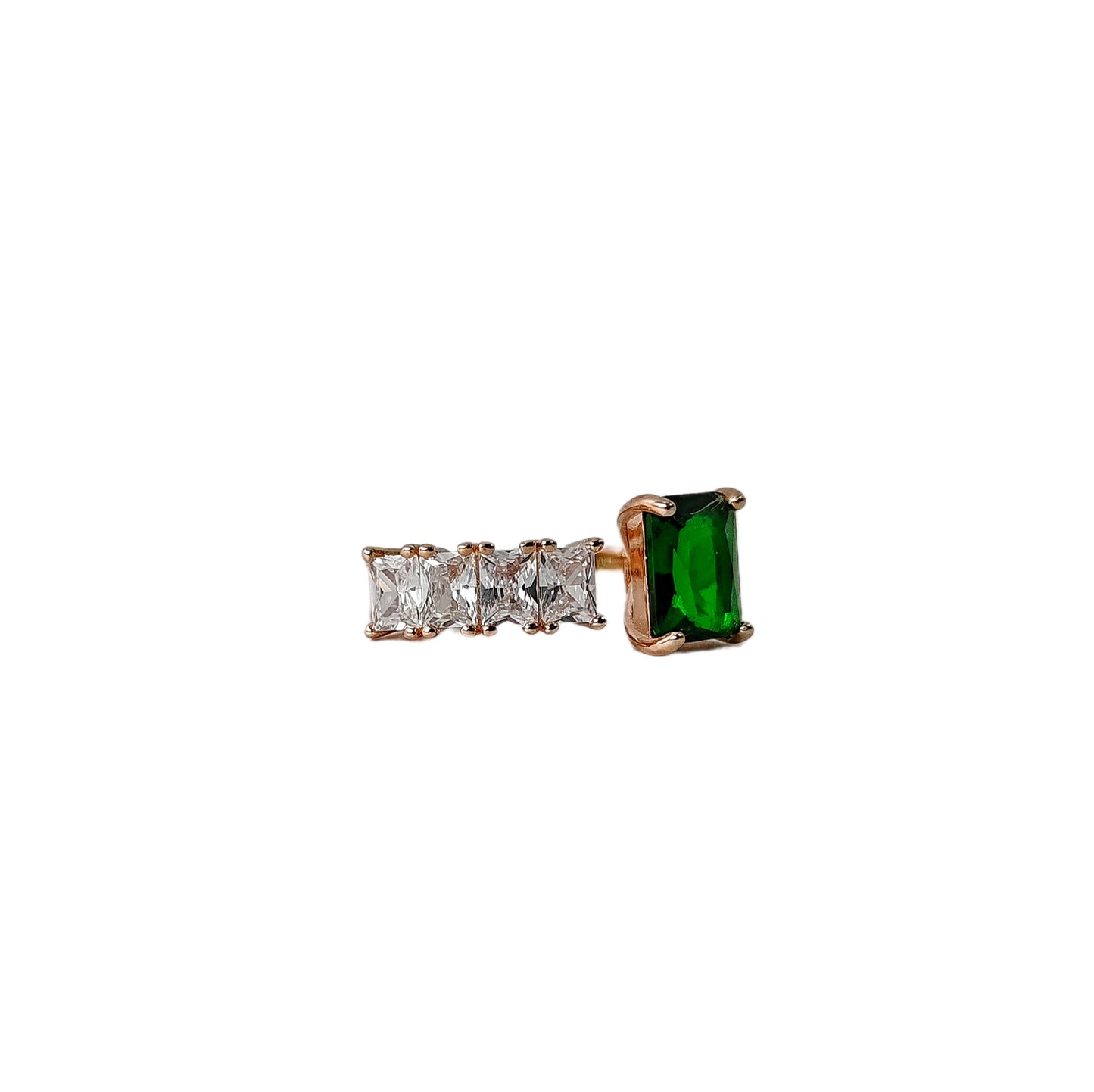 EMERALD BAGUETTE RING