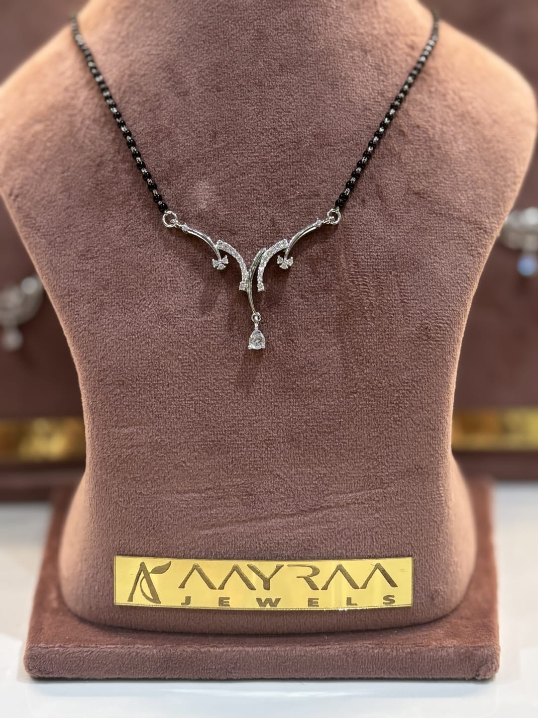 Falling Star Mangalsutra