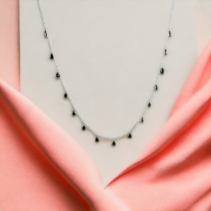 Queen Black Pear Chain