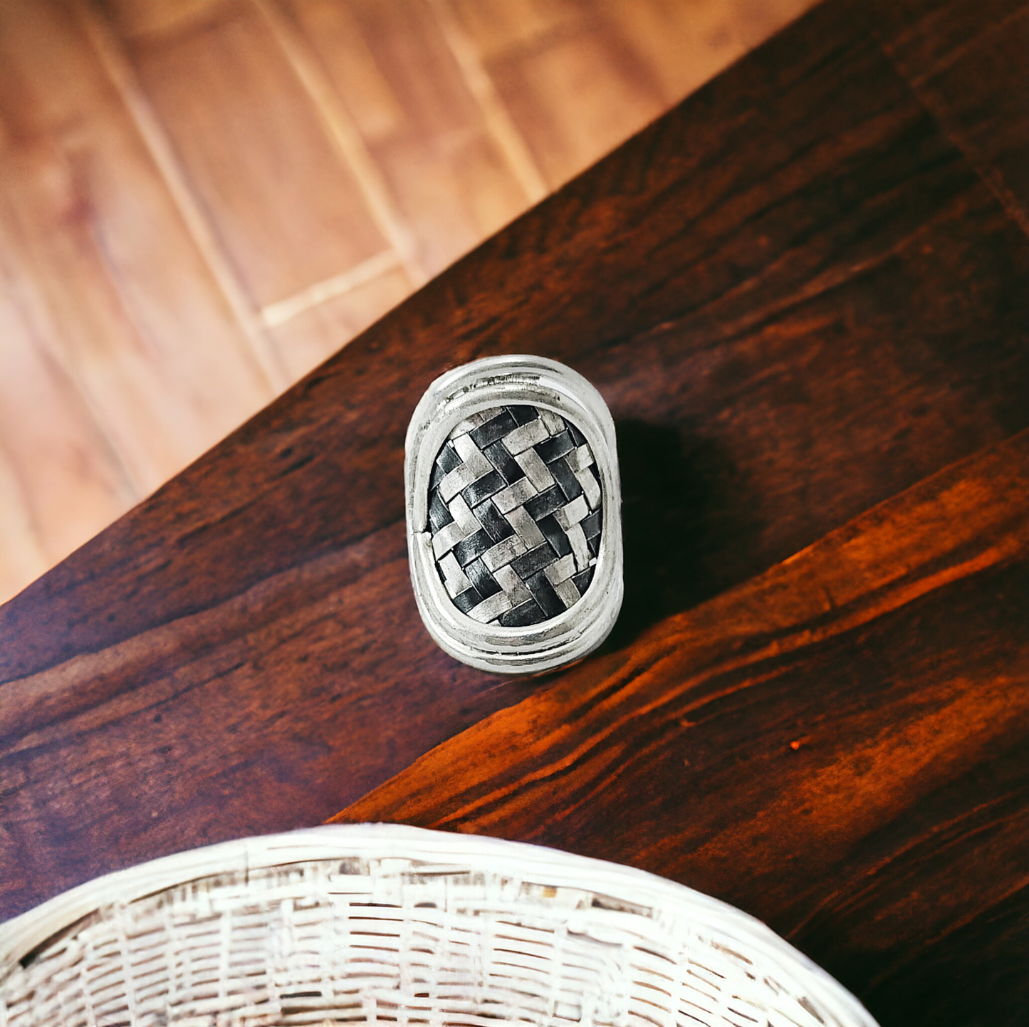 HANDCRAFTED MAT RING