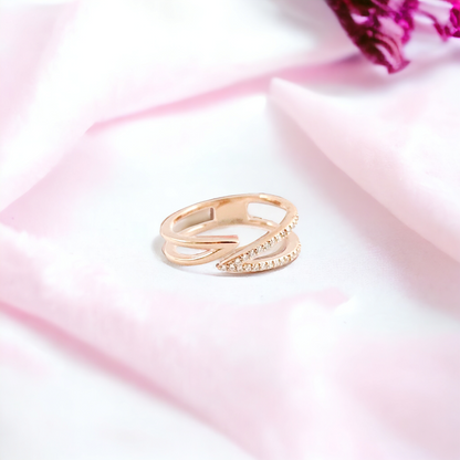 Cross V Rosegold Ring