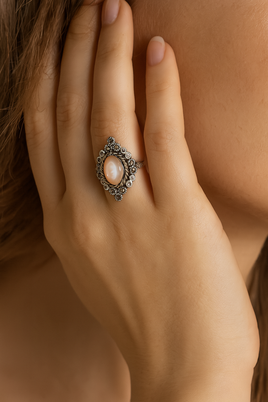 PEACH MOONSTONE RING