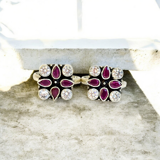 red & white oxidised toe ring