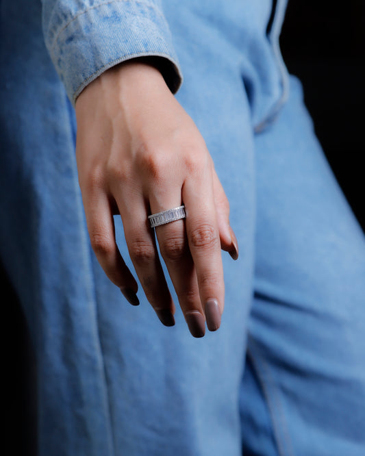 Baguette Round Band