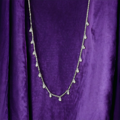 Queen White Pear Chain
