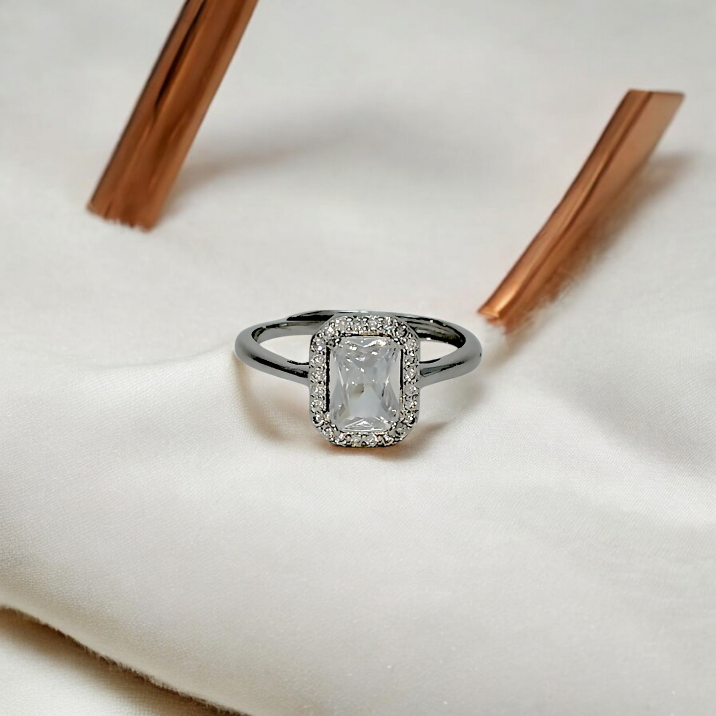 The Classic Princess Ring (SIL)