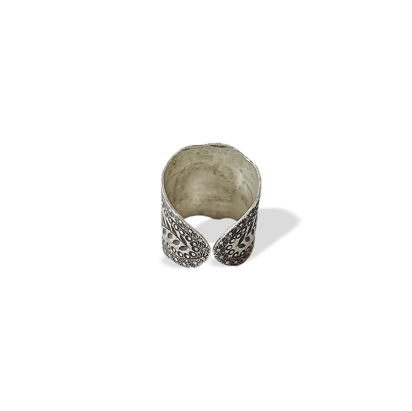 HANDCRAFTED ELEPHANT RING
