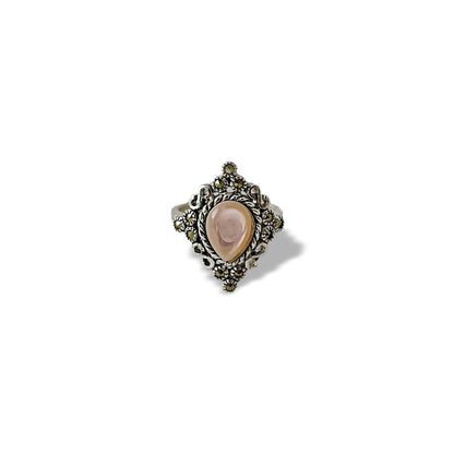 PEACH MOONSTONE RING