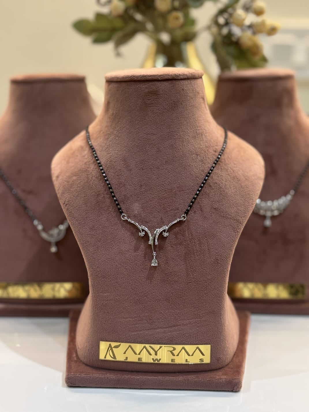 Falling Star Mangalsutra