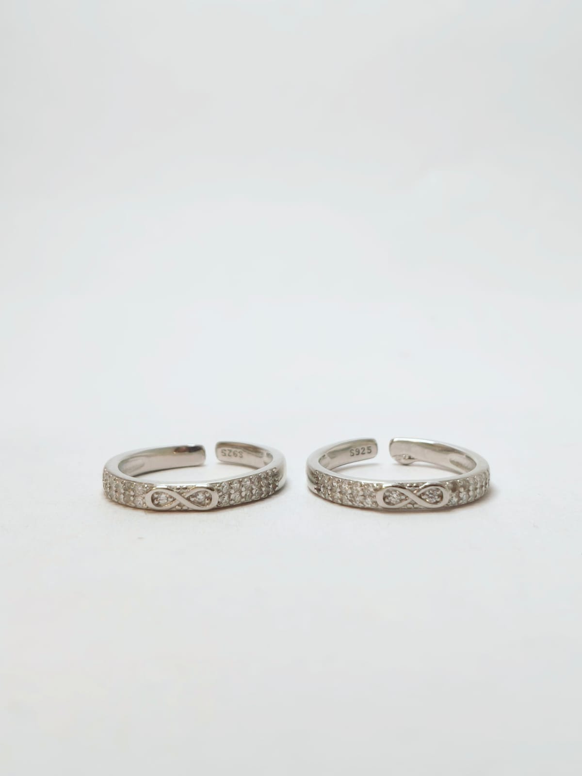 CZ Infinty toe rings
